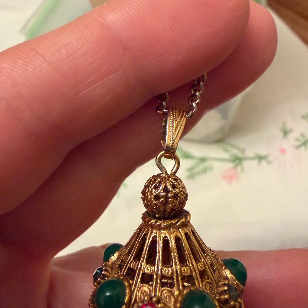 Vintage Florenza Goldtone Green Red Beaded Pendant with necklace mad men vibe - Picture 5 of 13